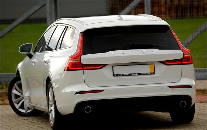 Volvo V60 cena 79800 przebieg: 198217, rok produkcji 2020 z Świdnica małe 781